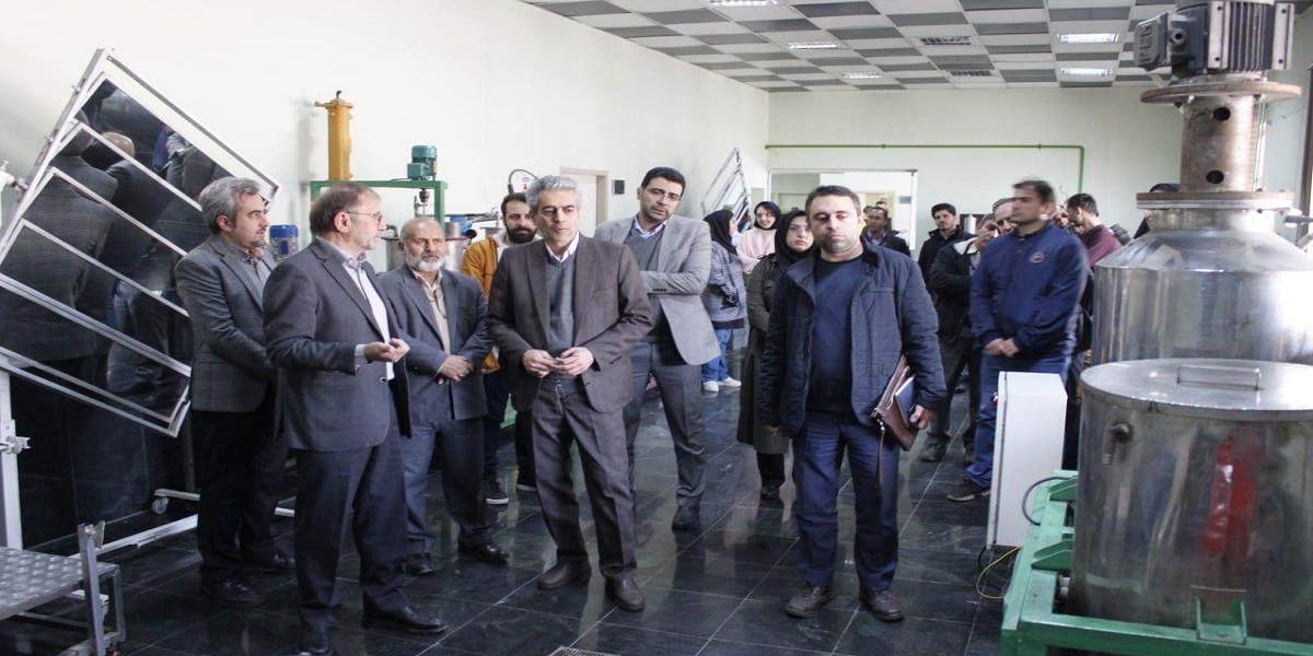 بازدید معاون پژوهشی و فناوری دانشگاه از پژوهشکده انرژی های تجدیدپذیر پردیس کشاورزی